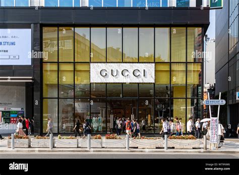 gucci shinjuku flagship|gucci stores in tokyo.